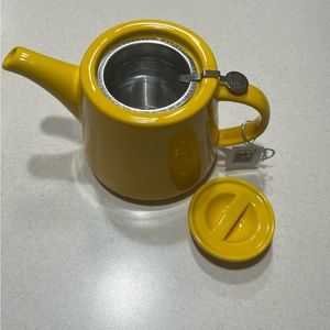 Hi-T teapot, yellow nib